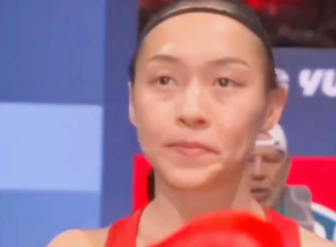 包含拳击赛场拼杀如火，法国队获得多面冠军的词条