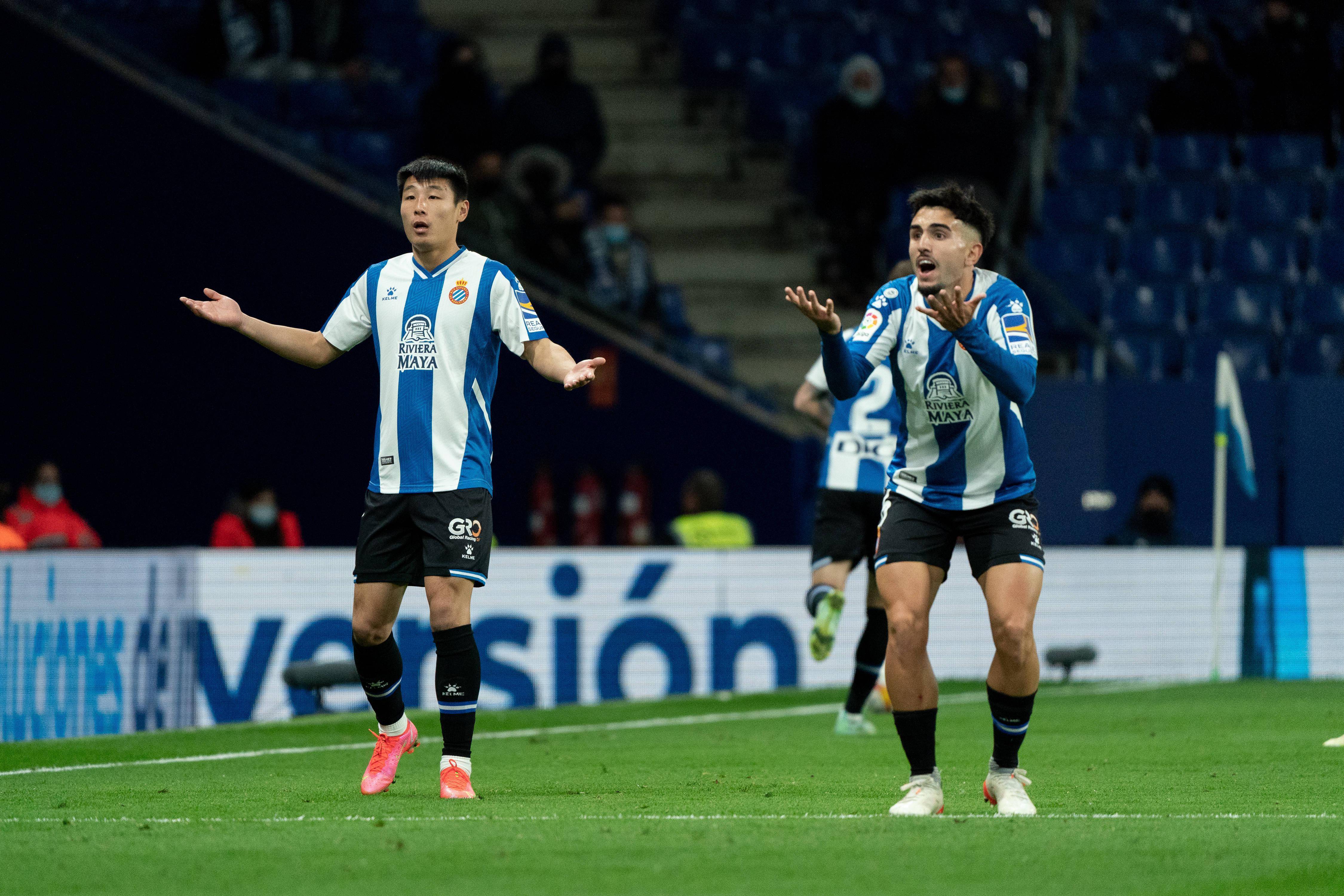 开云APP-西班牙队在欧国联比赛中表现抢眼，备受瞩目