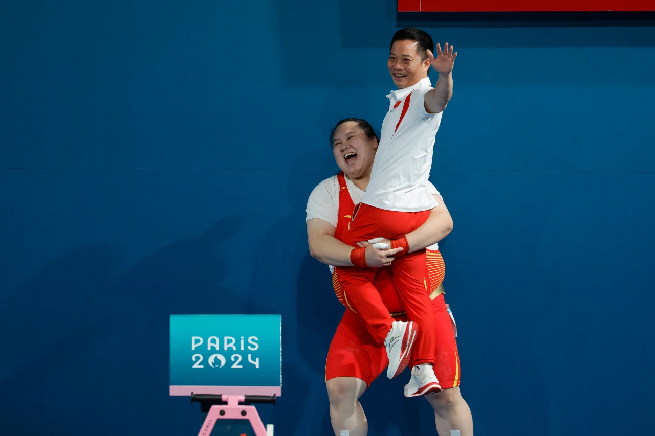 系顿发摔跤选手勇夺金牌的简单介绍