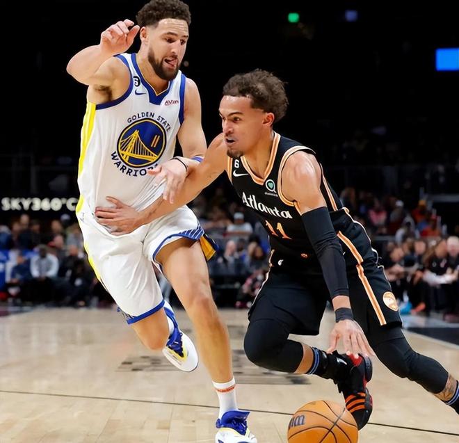 开云平台-猛龙后来居上逆转战胜老鹰的简单介绍