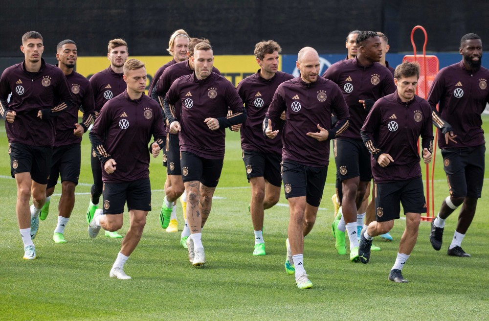 欧国联比赛赛程更改后,球队备战征训 欧国联比赛赛程更改后,球队备战征训