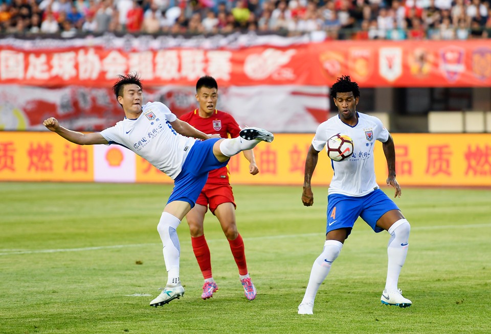 山东鲁能客场逆转对手,豪取三分 山东鲁能客场逆转对手,豪取三分