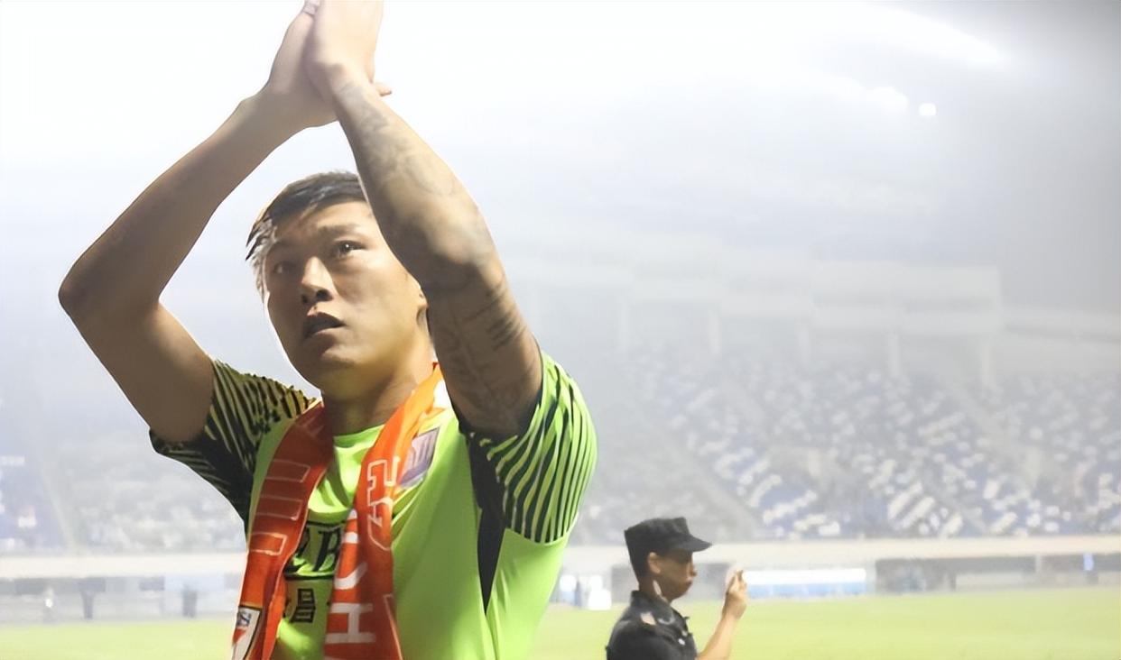 开云下载-鲁能取胜难掩喜悦，瞄准中超冠军