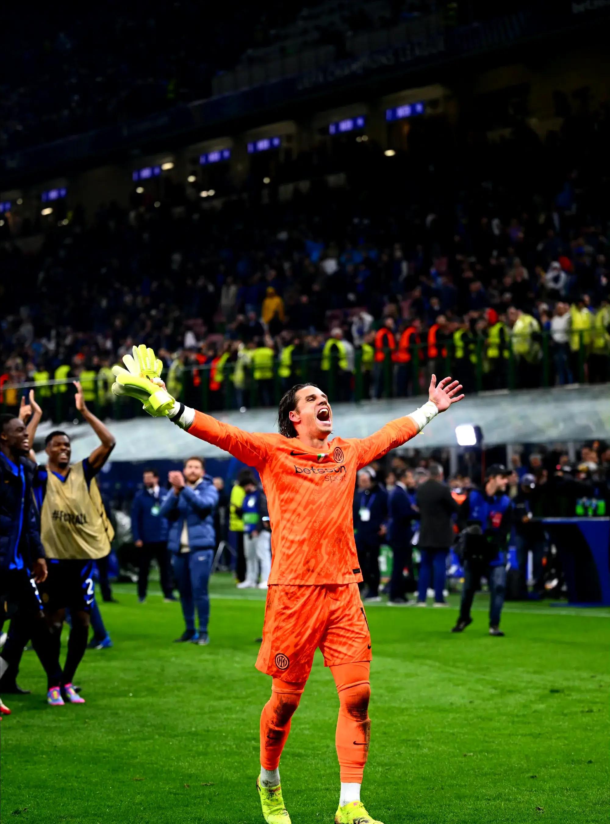 开云平台-关于那不勒斯球队射手梅开二度，助球队获胜的信息