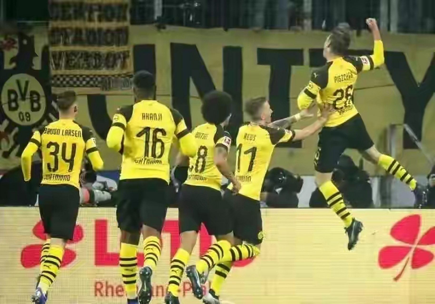 美因茨主场告捷,豪取三连胜的简单介绍 美因茨主场告捷,豪取三连胜的简单介绍