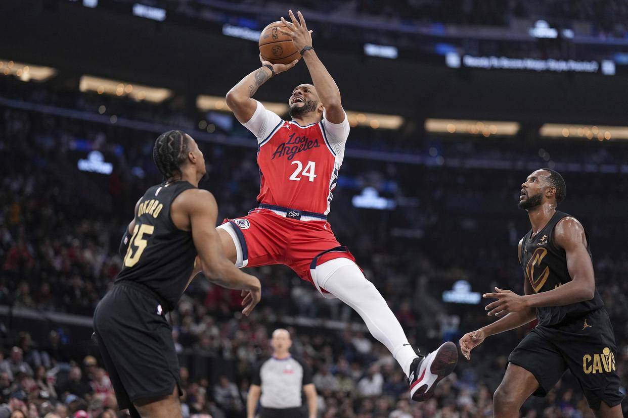 开云体育官网-关于快船双星合璧，全力拿下胜利！的信息