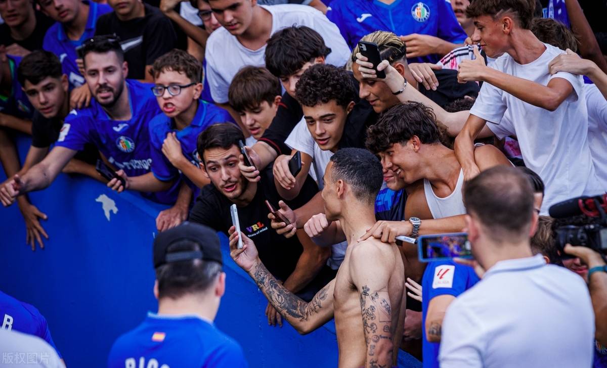 开云体育在线-包含赫塔菲遭遇连败，背水一战迎来转机的词条