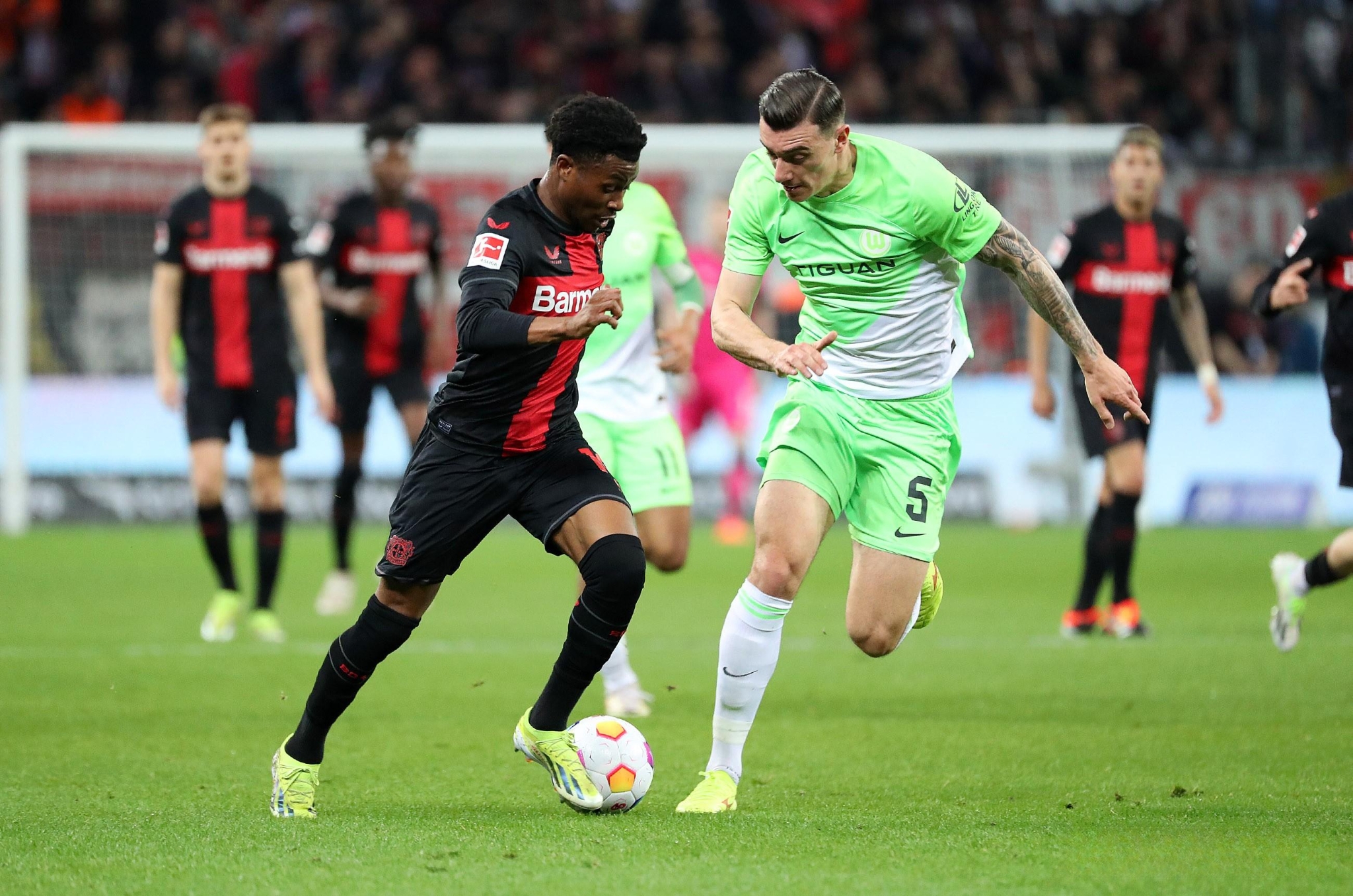 关于沃尔夫斯堡取得不败战绩，德甲争夺目标明确的信息