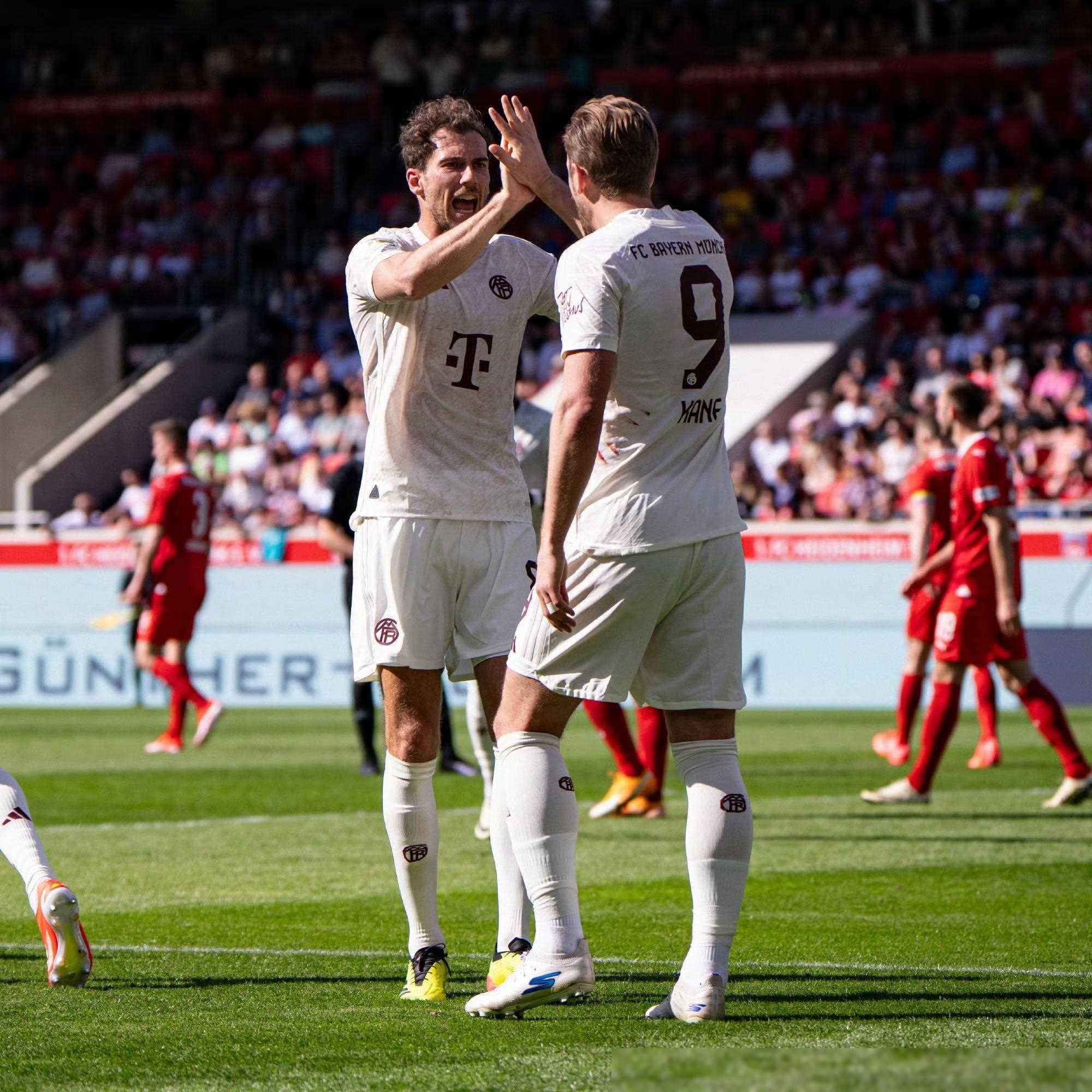 包含瑞典爆冷英格兰，穆勒统治全场的词条