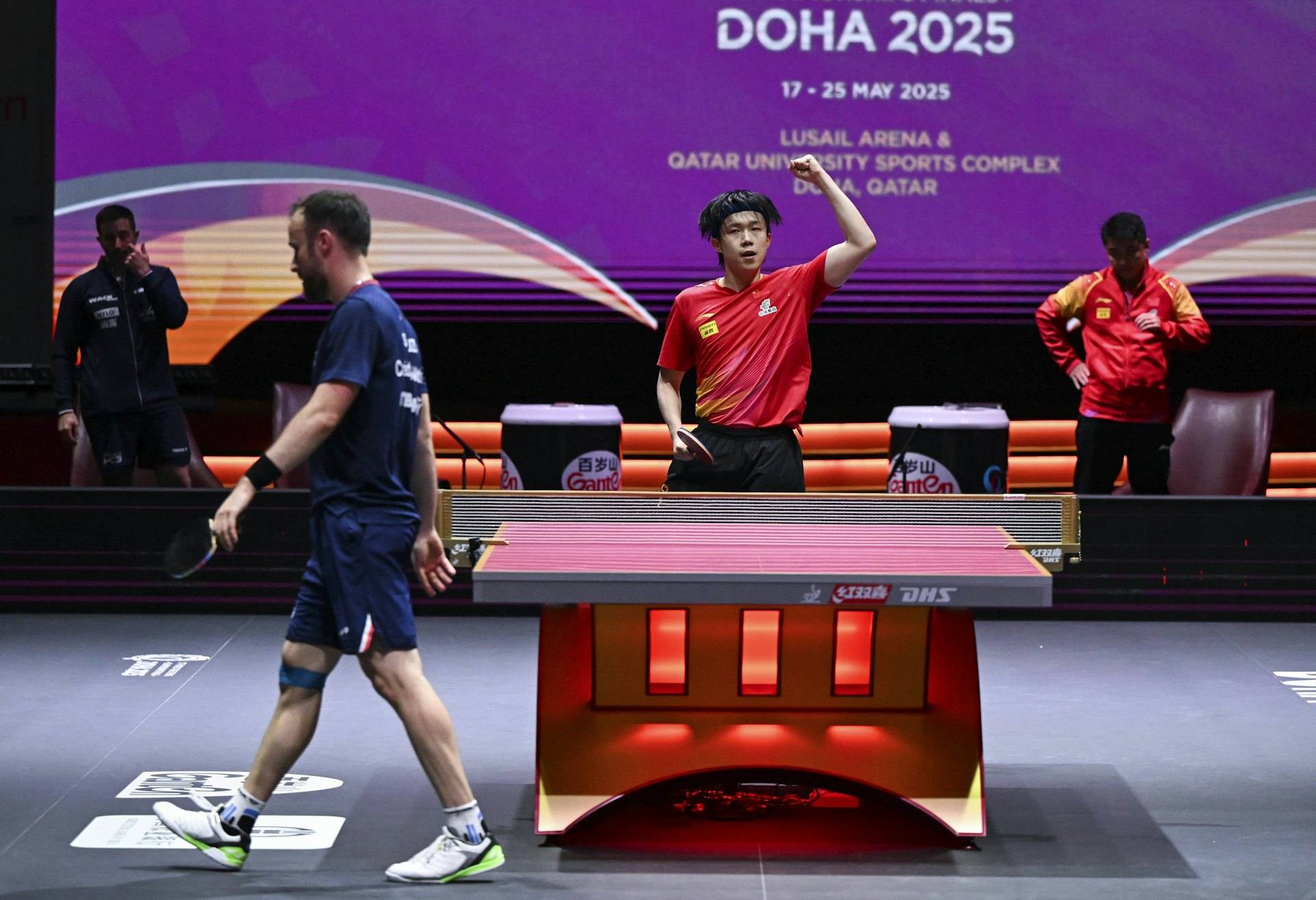 法国乒乓球队鏖战英国乒乓球队,王皓统治全场的简单介绍 法国乒乓球队鏖战英国乒乓球队,王皓统治全场的简单介绍