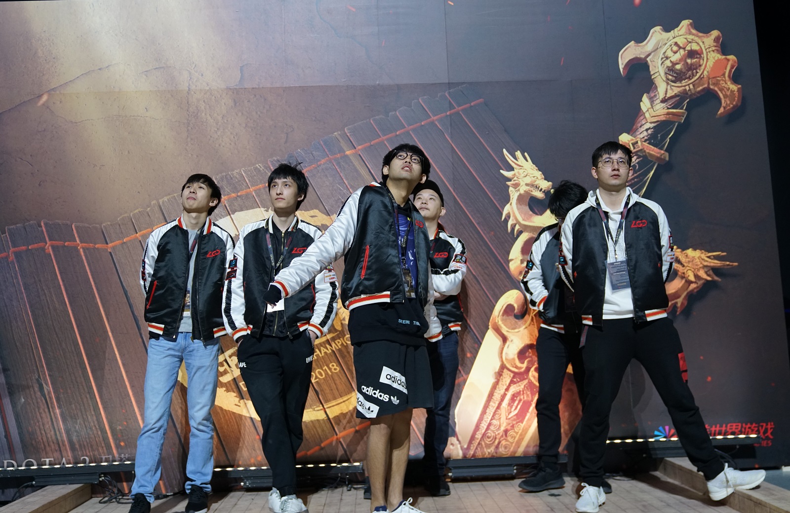 Dota2赛事精彩瞬间盘点,年度回顾震撼登场 Dota2赛事精彩瞬间盘点,年度回顾震撼登场