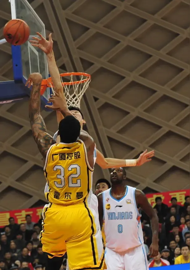 开云平台-关于勇士碾压凯尔特人，周琦带队取胜的信息