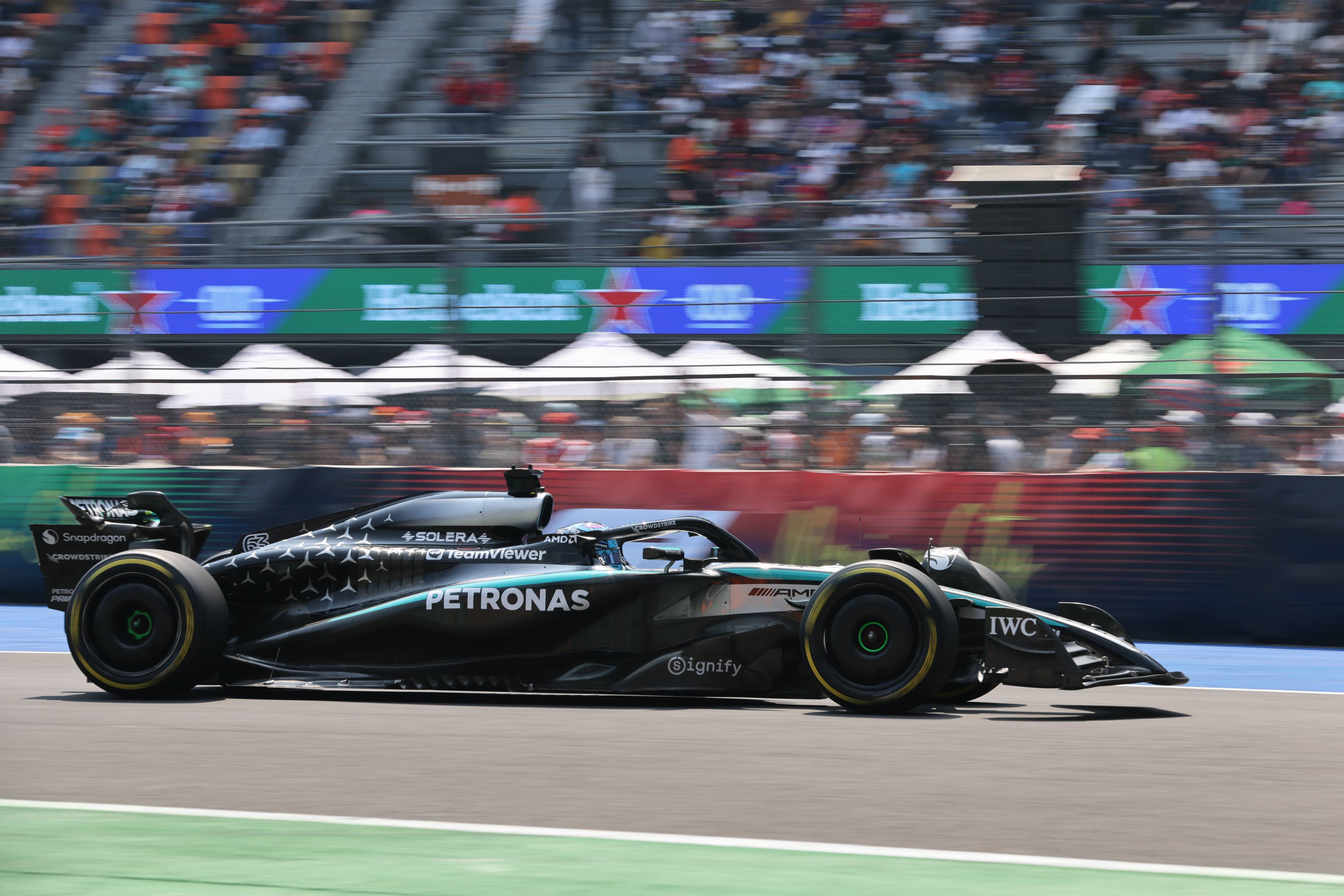 开云体育app-红牛二队逆转红牛车队，汉密尔顿扛起全队